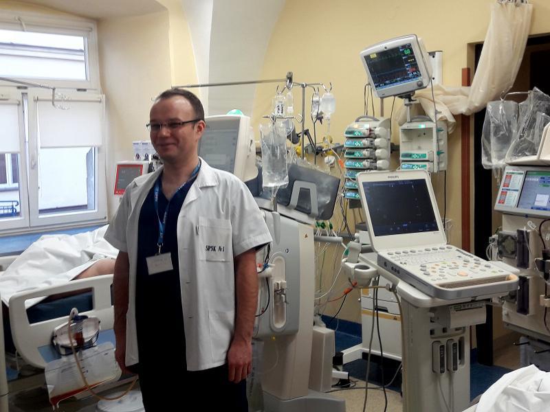 Kierownik Kliniki Anestezjologii i intensywanej Terapii dr.hab.n.med. Mirosław Czuczwar