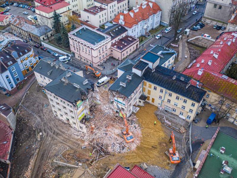 wyburzanie budynków - Staszica 16 (fot. nadesłane) - 20.02.2020