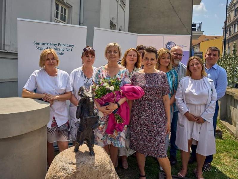 odsłonięcie rzeźby koziołka Stasia