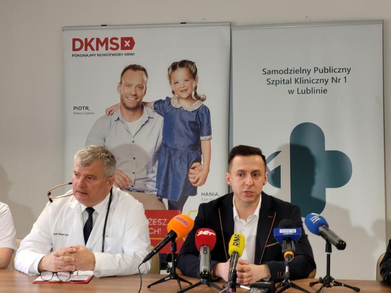konferencja prasowa: Hematoonkologia i DKMS 23.03.23 (prof. M.Hus i Leszak Lewandowski DKMS)