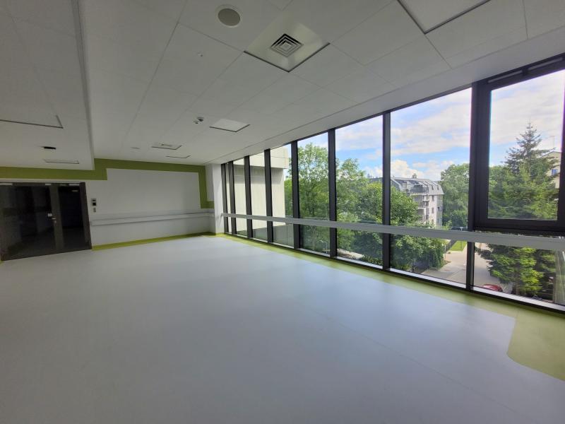 wnętrza nowego budynku SPSK 1 przy ul. Staszica 16