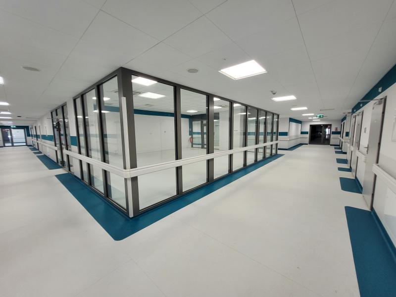 wnętrza nowego budynku SPSK 1 przy ul. Staszica 16