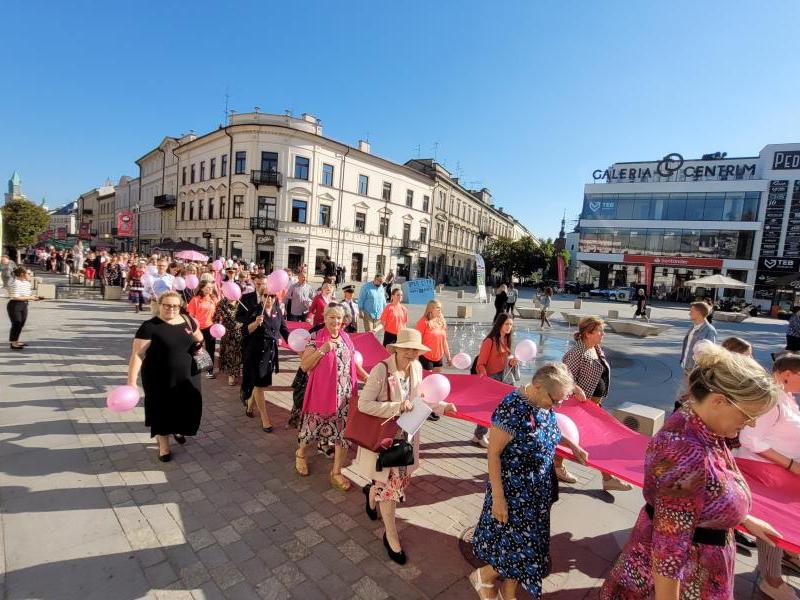 Marsz Różowej Wstążki - Lublin 29.09.23 (fot. A. Guzowska)