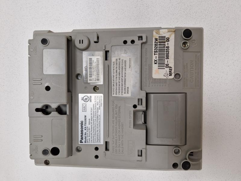 Aparat telefoniczny Panasonic KX-TS3282W