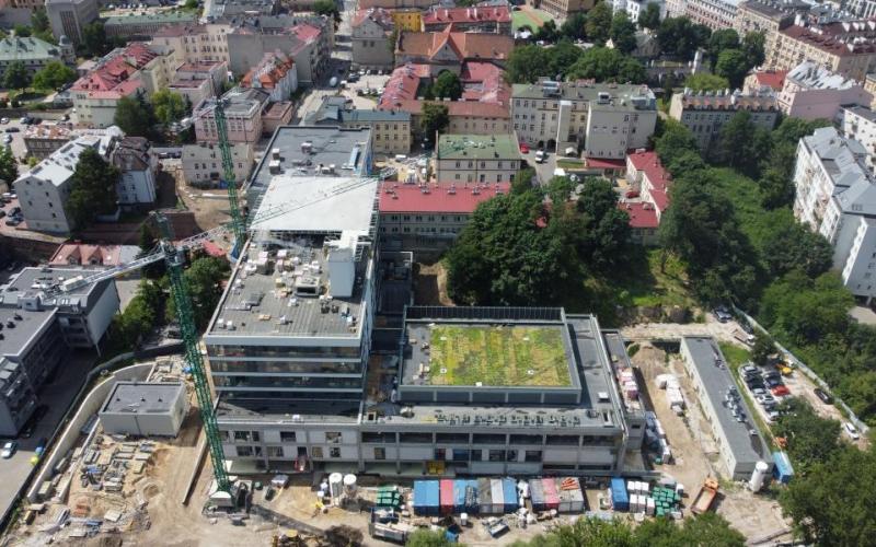 Przebudowa i rozbudowa SPSK 1 - Staszica 16