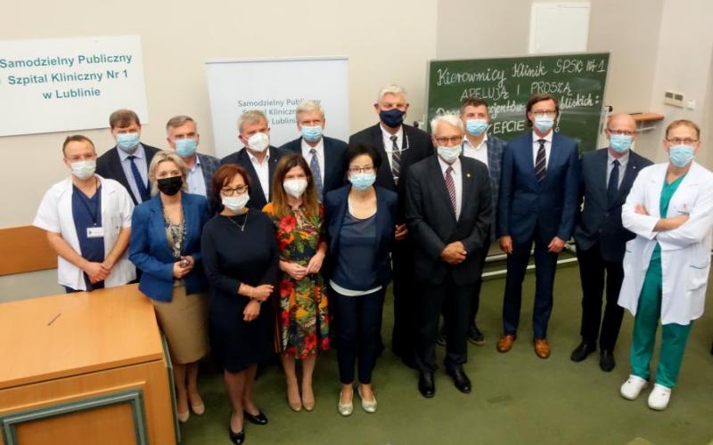 Kierownicy Klinik SPSK 1 apelują o szczepienie się  briefing prasowy 27.09.21