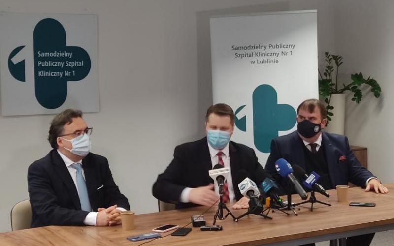 briefing prasowy w SPSK 1 - 8.11.2021