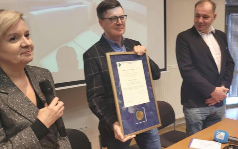 podziękowanie Dyrektor USK 1 dla JM Rektora PL - briefing prasowy 29.11.23